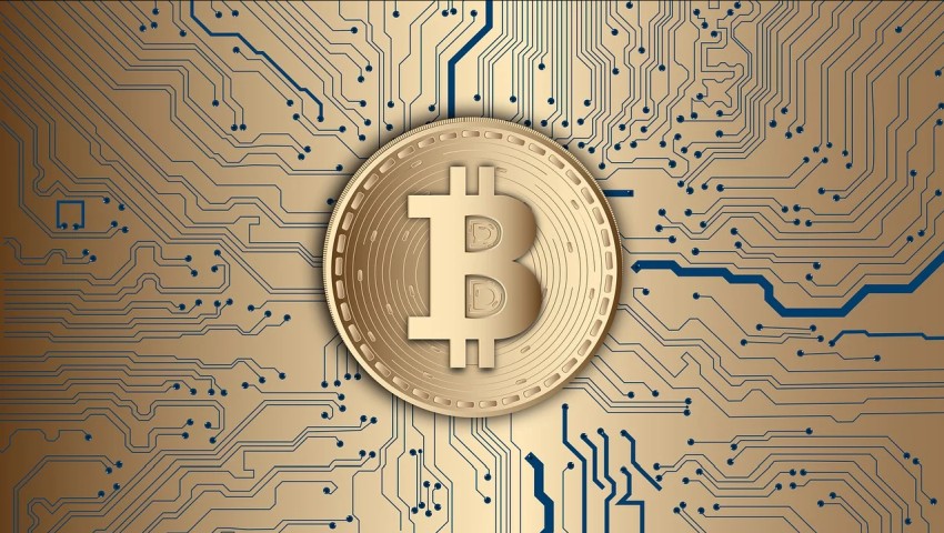 Bitcoin torna sopra i 63.000 dollari